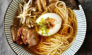 Jak przygotować pyszny ramen w domu – prosty przepis i porady krok po kroku