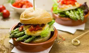 Jak zrobić idealny kotlet do hamburgera – prosty przepis bez błędów