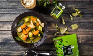 Jak zrobić zielone curry - łatwy przepis na pyszne danie z kurczakiem