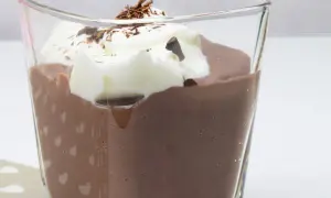 Jak zrobić pudding proteinowy – prosty przepis na zdrową przekąskę bez wyrzeczeń
