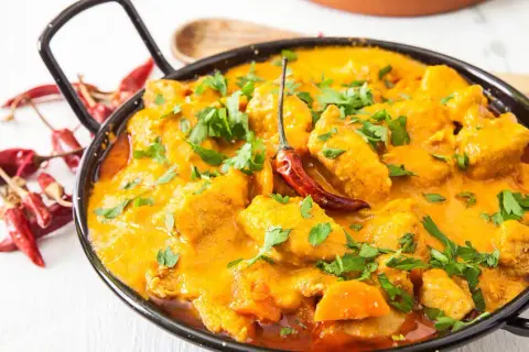 Curry do czego? Odkryj niesamowite zastosowania tej przyprawy