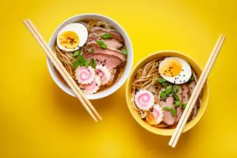 Ile naprawdę kosztuje ramen w Japonii? Porównanie cen i najlepsze miejsca