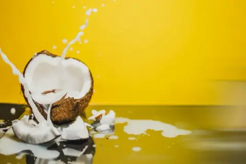 Czym zastąpić mleko kokosowe w curry? Sprawdź najlepsze alternatywy
