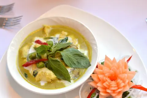 Jak zrobić sos curry do makaronu - prosty przepis na wyjątkowy smak