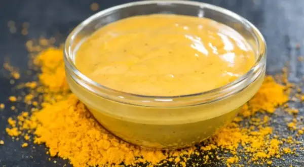 Sos curry jak zrobić - prosty przepis na aromatyczny sos, który zachwyci