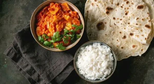 Jaki ryż do curry? Odkryj najlepsze opcje dla wyjątkowego smaku