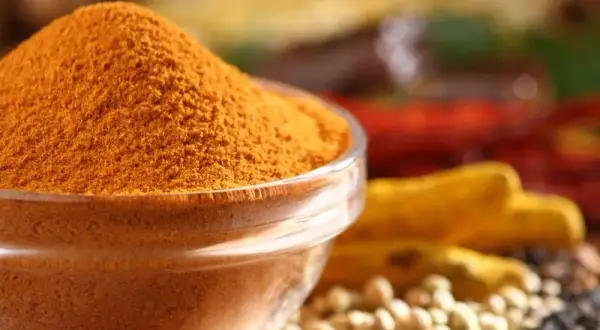 Curry na co pomaga: odkryj zdrowotne korzyści tej przyprawy