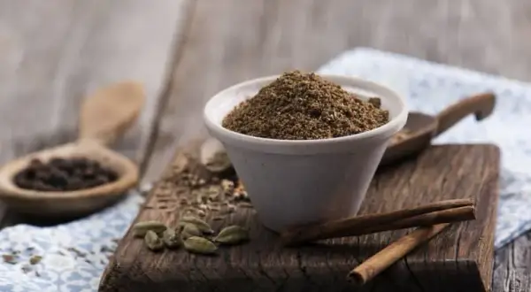 Garam masala – co to za przyprawa i jak wzbogaca potrawy?
