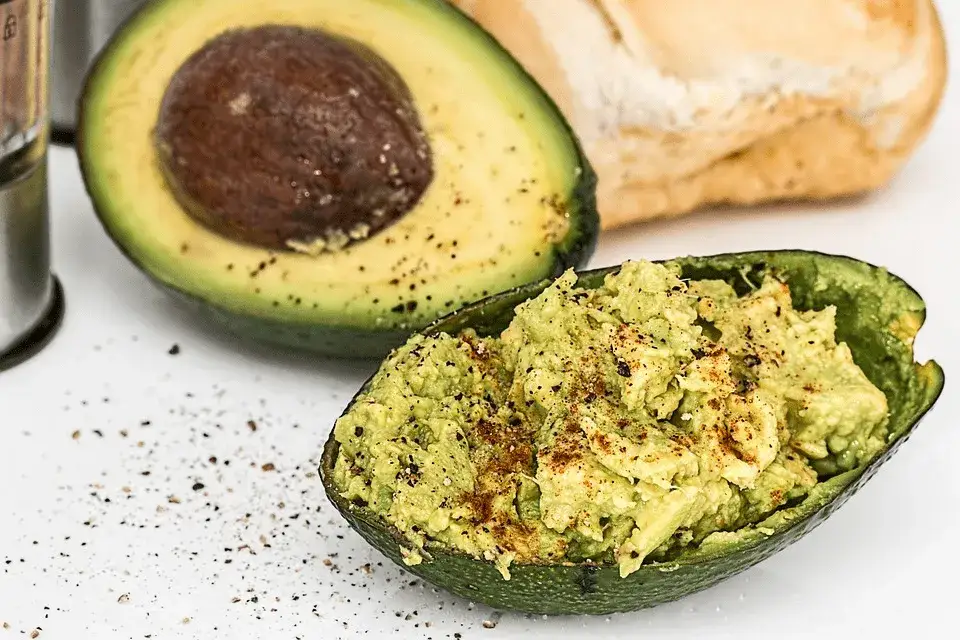 Zdjęcie Gorzkie guacamole jak uratować – proste sposoby na poprawę smaku i błędy do uniknięcia