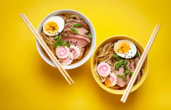 Ile kosztuje ramen? Ceny, które zaskoczą każdego miłośnika!
